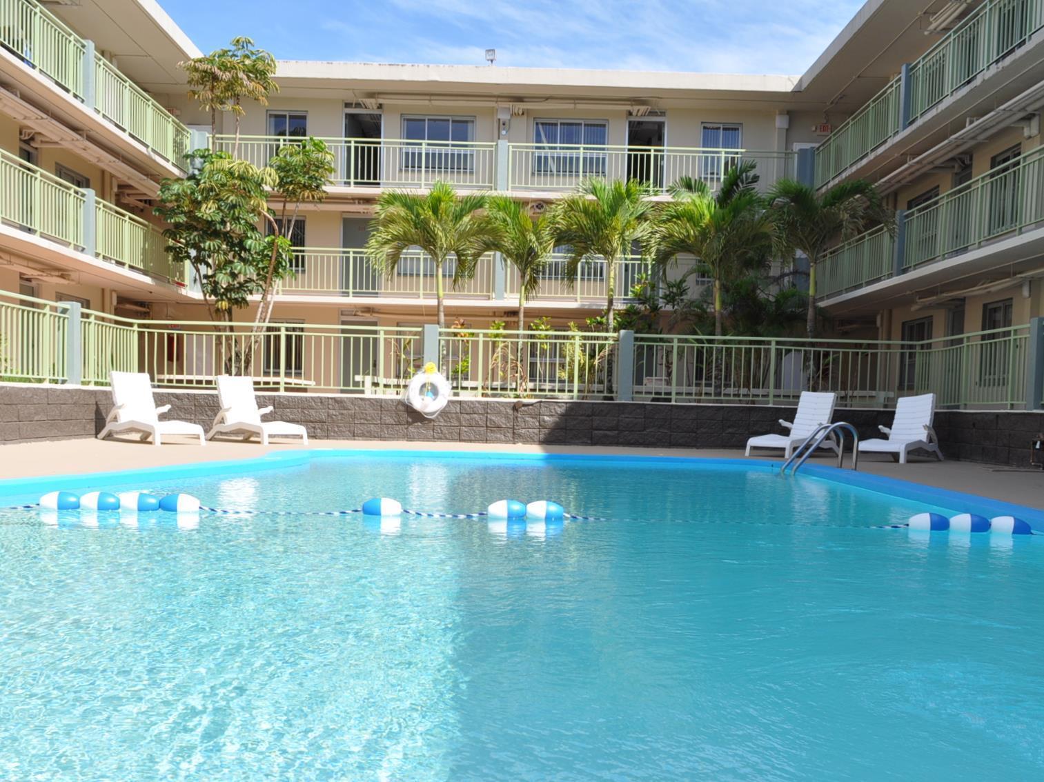 Mai'Ana Airport Plaza Aparthotel Tamuning Exterior foto